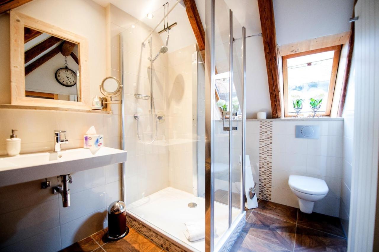 Aparthotel GoldGemäuer Ochsenfurt Zimmer foto